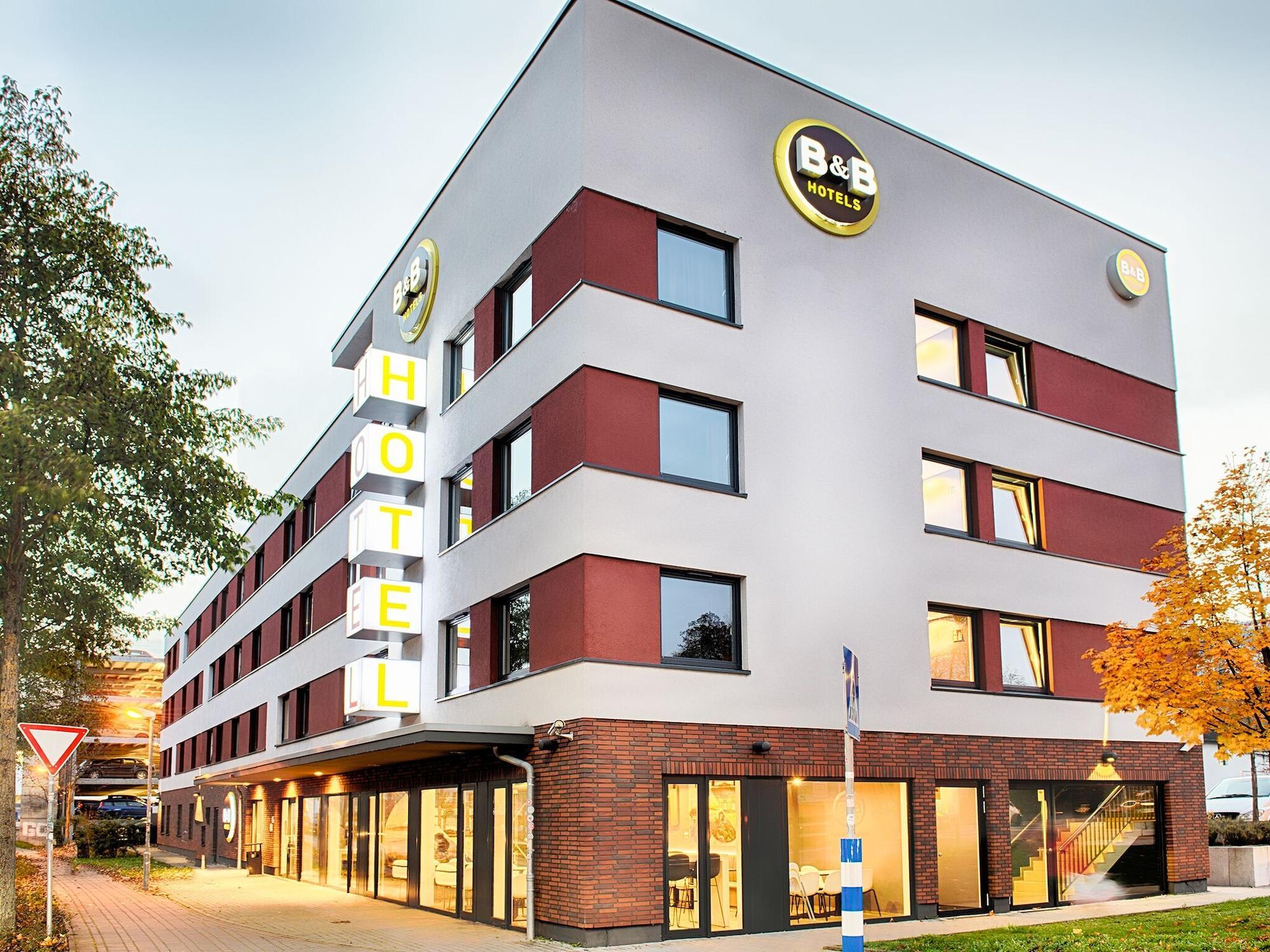 B&B Hotel Kaiserslautern Exterior photo